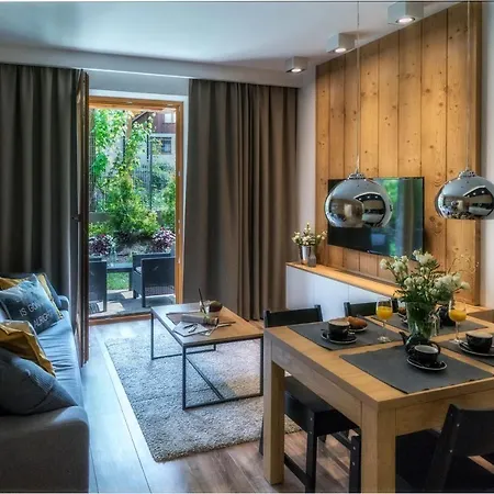 Aparthotel Giewont *