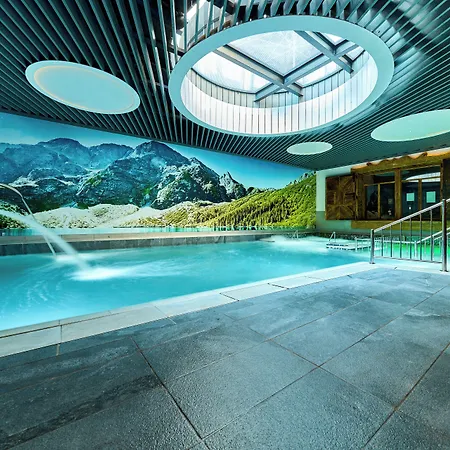 Giewont Apartmanhotel 4*