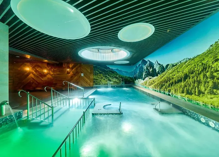 Giewont Hotel apartamentowy 4*